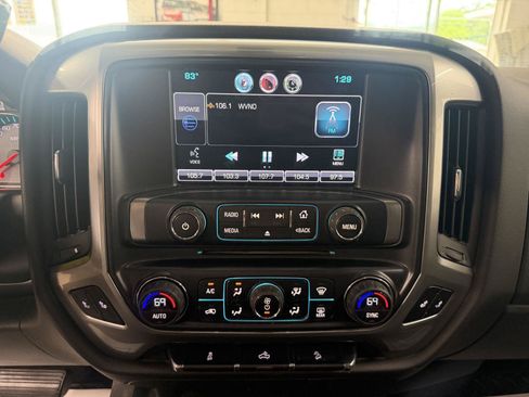 Used 2015 Chevrolet Silverado 2500 LT w/ Z71 Package, Off-Road AWD/4WD image 17