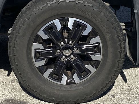 Certified 2023 Nissan Frontier Pro-X w/ Technology Package RWD image 6