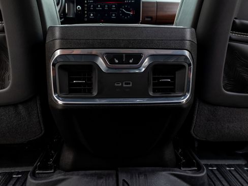 Used 2026 GMC Sierra 2500 Denali Ultimate image 33