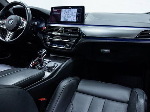 Used 2022 BMW M5 w/ Executive Package image 24