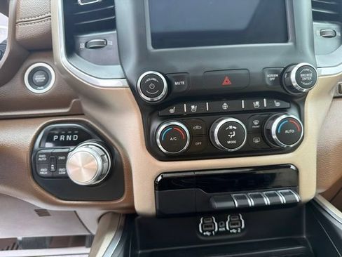 Used 2020 RAM 1500 Laramie AWD/4WD image 30