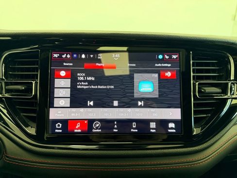 Used 2024 Dodge Durango GT AWD/4WD image 16