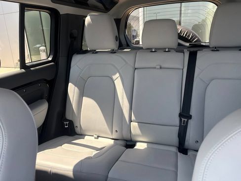 Used 2025 Land Rover Defender 110 S AWD/4WD image 3