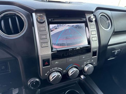 Used 2015 Toyota Tundra SR5 image 28