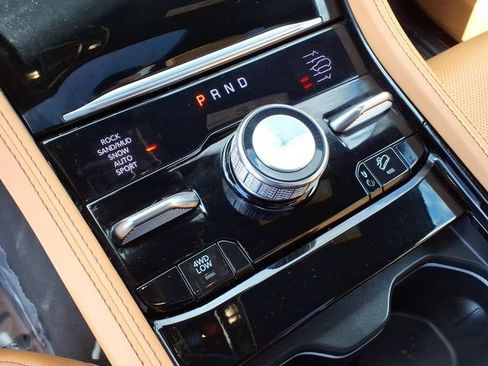 Used 2023 Jeep Grand Cherokee Summit AWD/4WD image 22