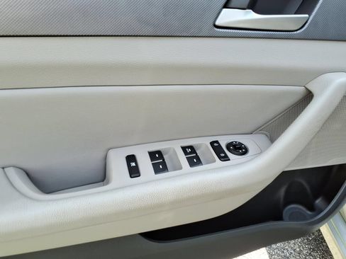 Used 2018 Hyundai Sonata SEL FWD image 15