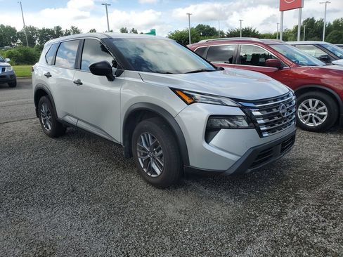 Certified 2025 Nissan Rogue S AWD/4WD image 21