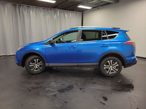 Used 2017 Toyota RAV4 LE image 5