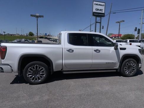 Used 2023 GMC Sierra 1500 Denali Ultimate image 12