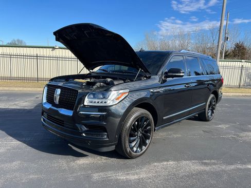 Used 2020 Lincoln Navigator L Reserve w/ Equipment Group 208A Reserve image 13