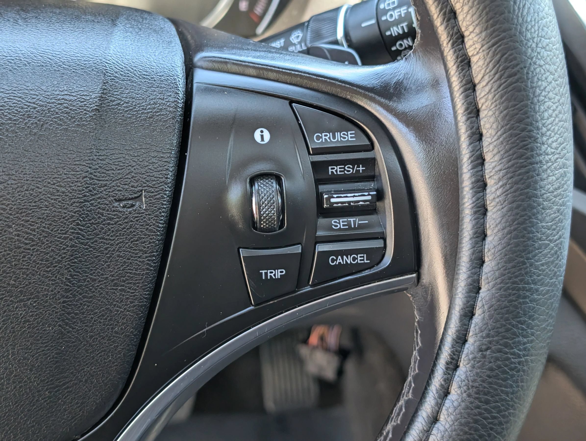Used 2014 Acura MDX FWD image 23