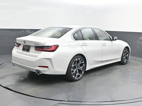 New 2026 BMW 330i Sedan w/ Premium Package RWD image 7
