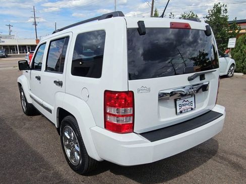 Used 2012 Jeep Liberty Sport image 6