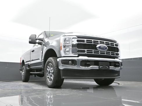 New 2025 Ford F350 XLT image 43