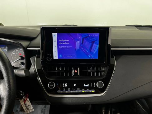 Used 2026 Toyota Corolla LE FWD image 17