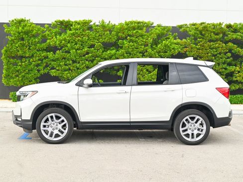 Used 2025 Honda Passport EX-L image 5