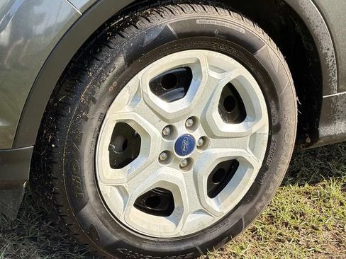Used 2018 Ford Escape S FWD image 12