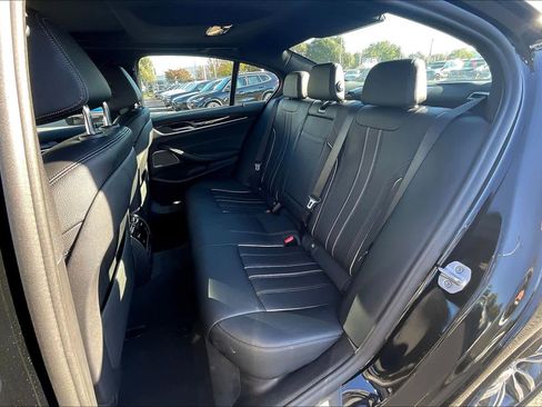 Used 2022 BMW 530i xDrive w/ Premium Package image 29