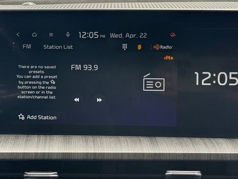 Used 2023 Kia Telluride EX w/ EX Captain's Chair Package FWD image 8