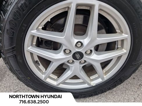 Used 2023 Ford Edge SEL image 45