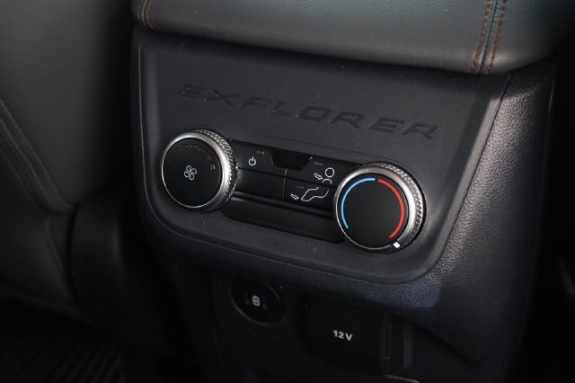 Certified 2025 Ford Explorer Active w/ Active Comfort Package AWD/4WD image 25
