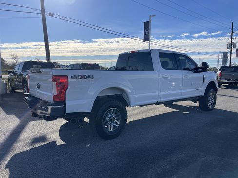 Used 2019 Ford F250 Lariat image 3