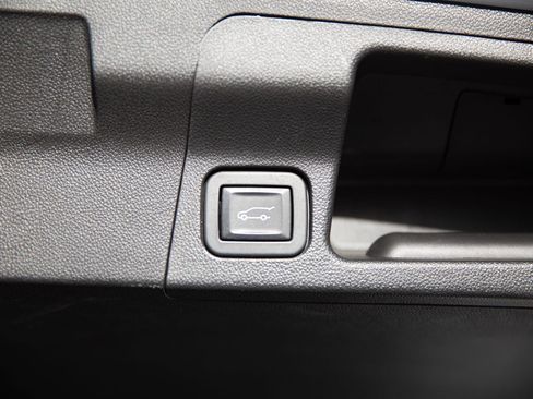 Used 2020 GMC Acadia AT4 image 27