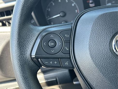 Used 2023 Toyota Corolla LE image 27