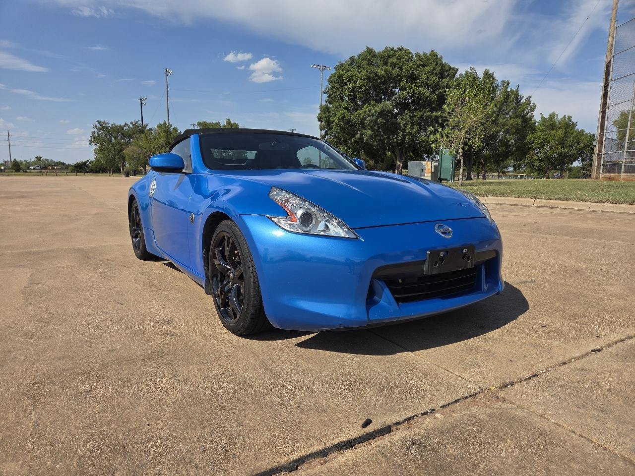 Used 2010 Nissan 370Z Touring w/ Sport Pkg RWD image 26