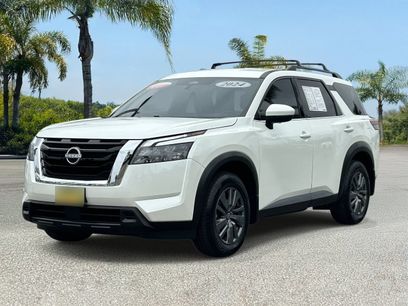 Certified 2024 Nissan Pathfinder SV