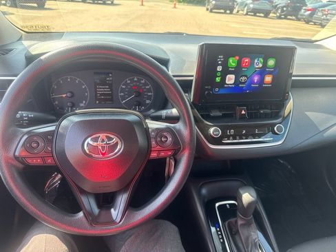 Used 2024 Toyota Corolla LE FWD image 22