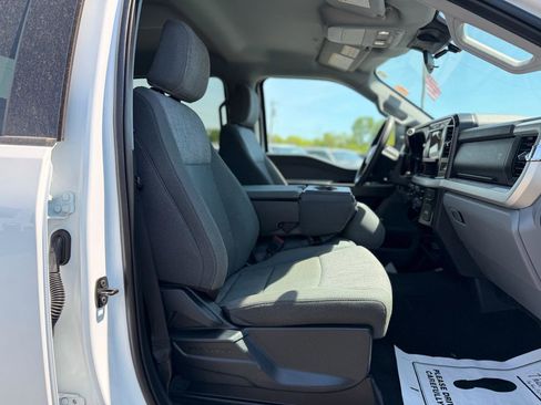 Used 2025 Ford F250 XLT AWD/4WD image 19