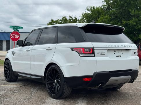 Used 2017 Land Rover Range Rover Sport HSE AWD/4WD image 4