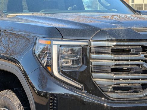 New 2026 GMC Sierra 1500 AT4 w/ AT4 Premium Package image 17