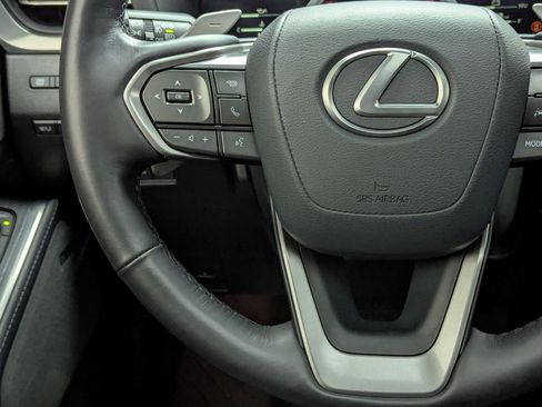 Used 2024 Lexus GX 550 image 14