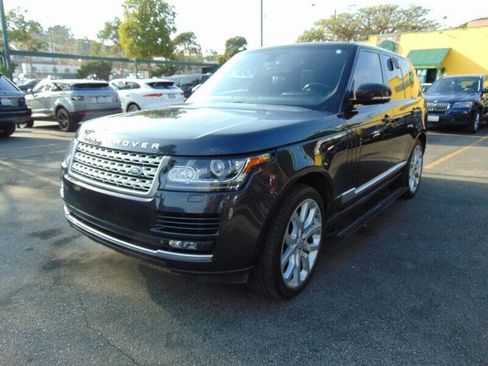 Used 2015 Land Rover Range Rover Supercharged image 1