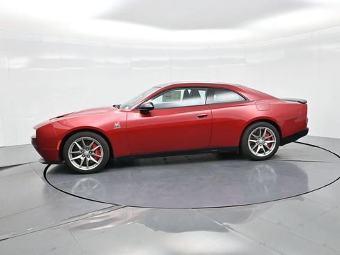 Used 2024 Dodge Charger Daytona Scat Pack w/ Plus Group AWD/4WD image 10