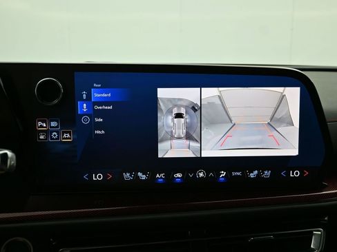 Certified 2024 Chevrolet Traverse RS w/ LPO, Floor Liner Package image 19