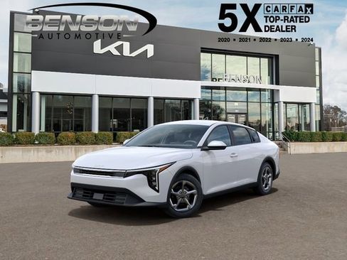 New 2026 Kia K4 FWD image 1