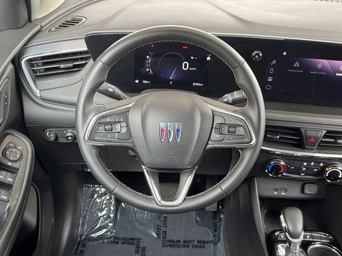 Used 2025 Buick Encore GX Preferred FWD image 28