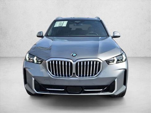 New 2026 BMW X5 sDrive40i w/ Premium Package image 6