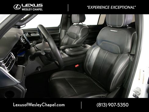 Used 2022 Jeep Grand Wagoneer Series II image 19