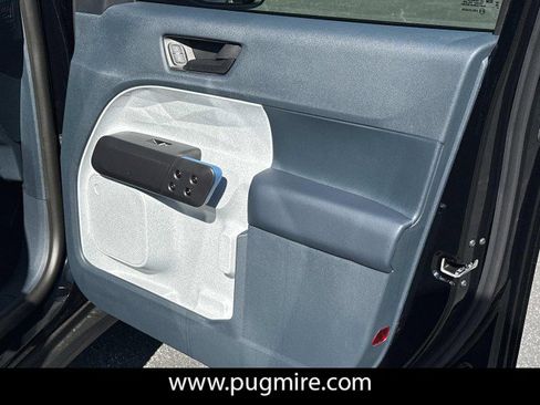 New 2025 Ford Maverick XLT image 14