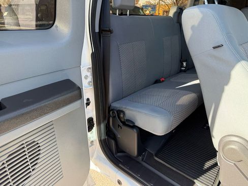Used 2016 Ford F250 XLT w/ XLT Interior Package AWD/4WD image 23