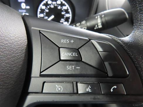 Used 2024 Nissan Altima 2.5 S FWD image 21