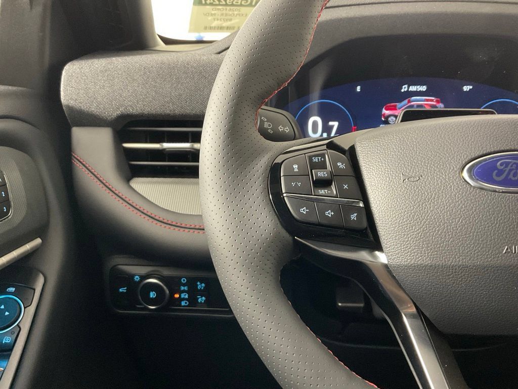 New 2026 Ford Explorer ST-Line w/ ST-Line Street Pack RWD image 24
