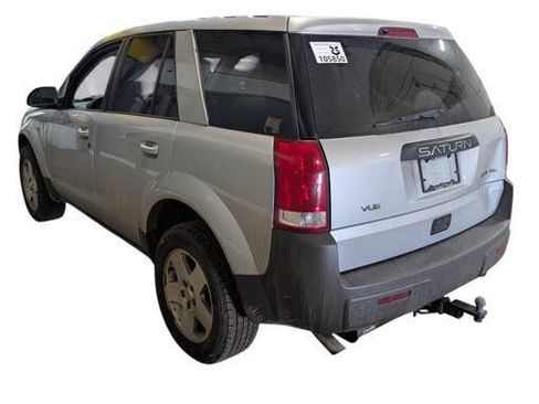 Used 2004 Saturn Vue AWD V6 image 3