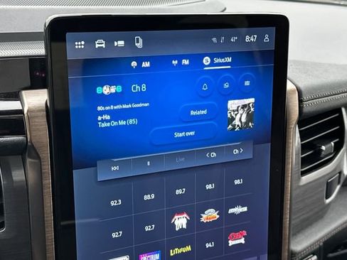 Used 2025 Ford F150 Lightning Lariat image 14