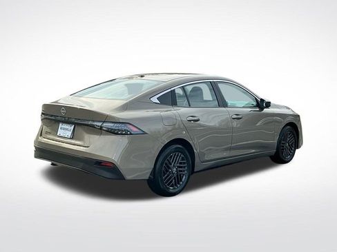 New 2026 Nissan Sentra SV image 7