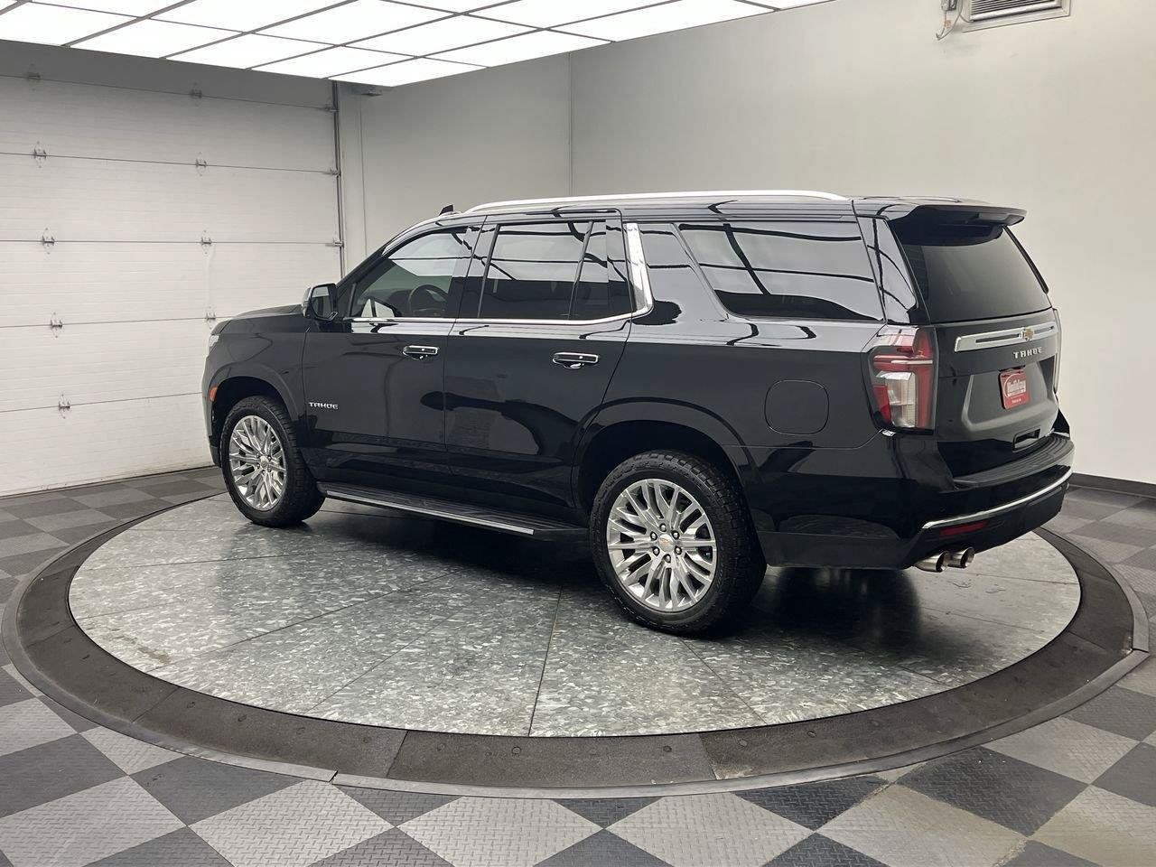 Certified 2024 Chevrolet Tahoe Premier AWD/4WD image 2